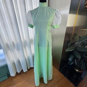 Vintage 60s mint green floral dress, modern size 6 (Small)